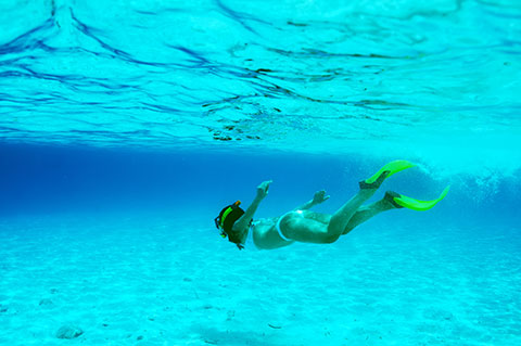 Abaco-Club---Young-Woman-Snorkeling